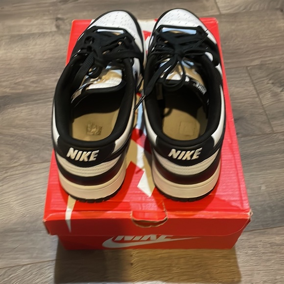 Nike Panda Dunks Size 10 Used - Picture 3 of 4